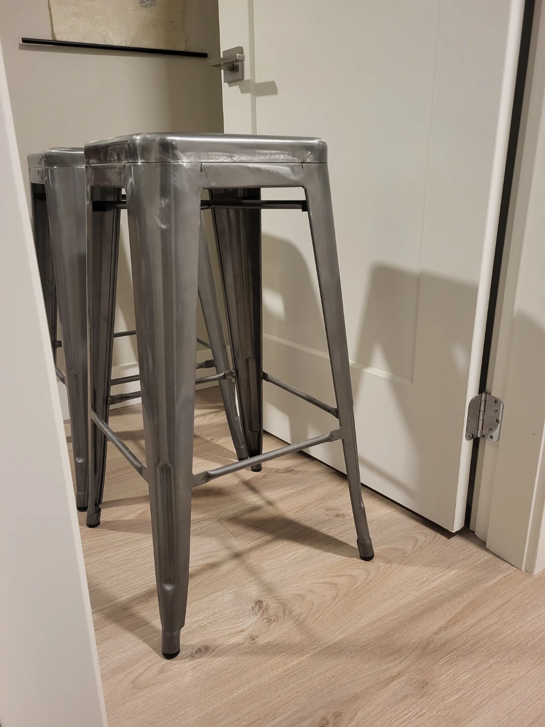 Set of 2 Metal Bar Stools - photo 4