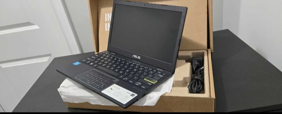 ASUS LAPTOP NOTEBOOK L210K. ALMOST NEW..pick up in alliston