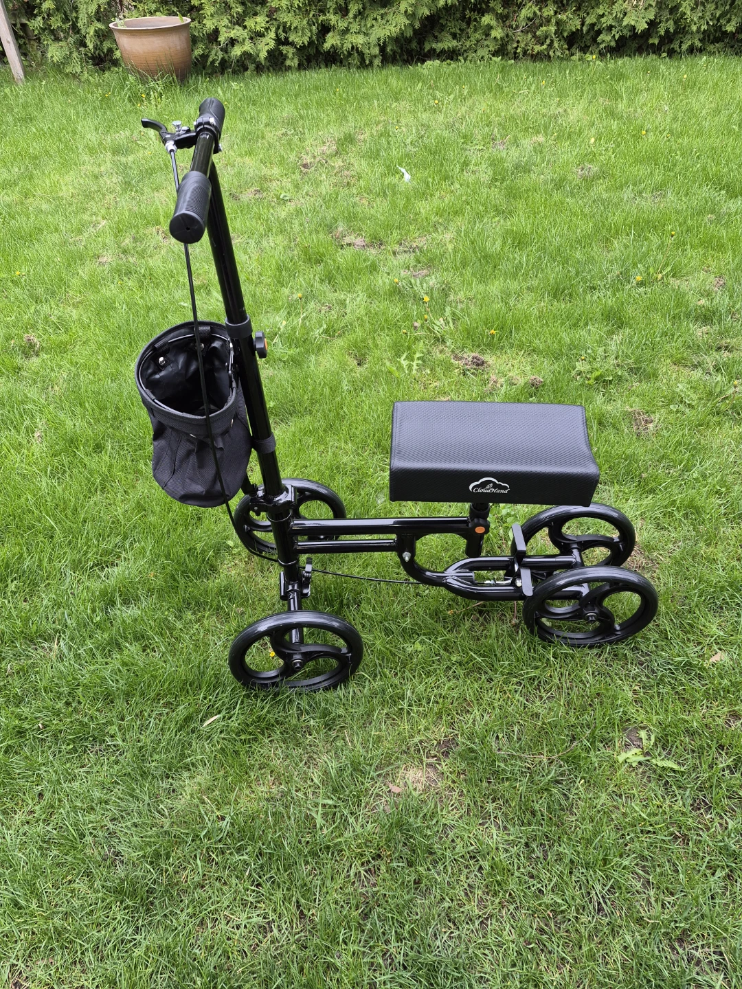 Black Knee Scooter with Basket
