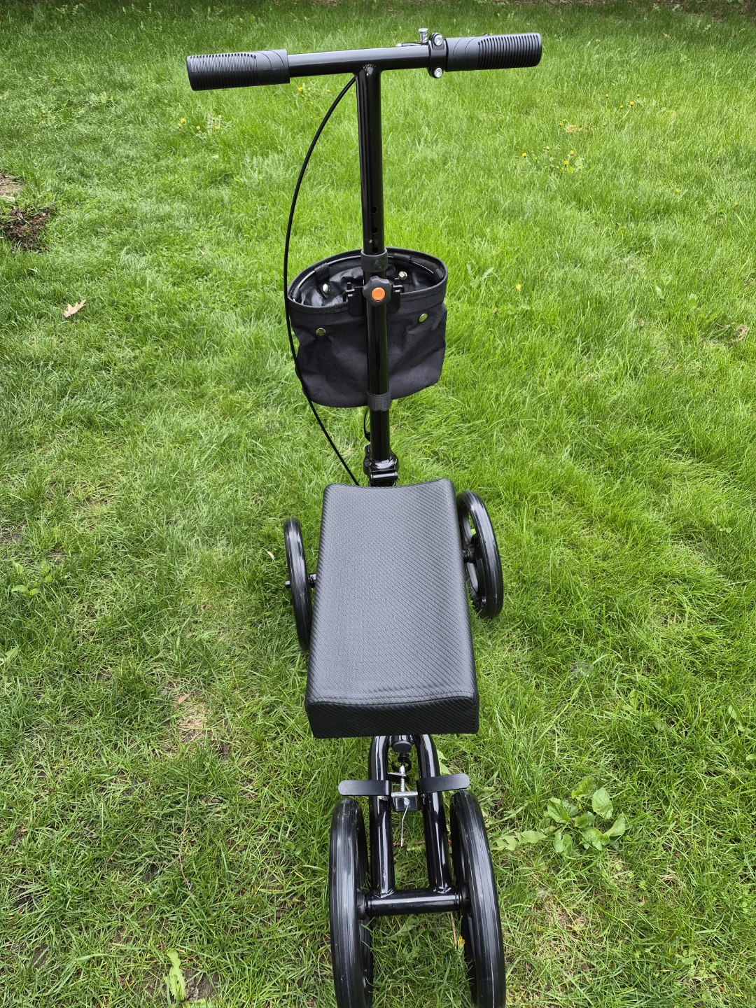 Black Knee Scooter with Basket - photo 3