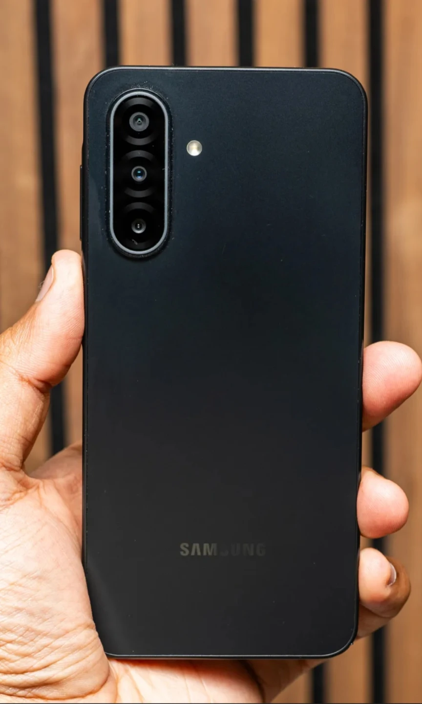 Samsung Smartphone A17 Unlocked - photo 2