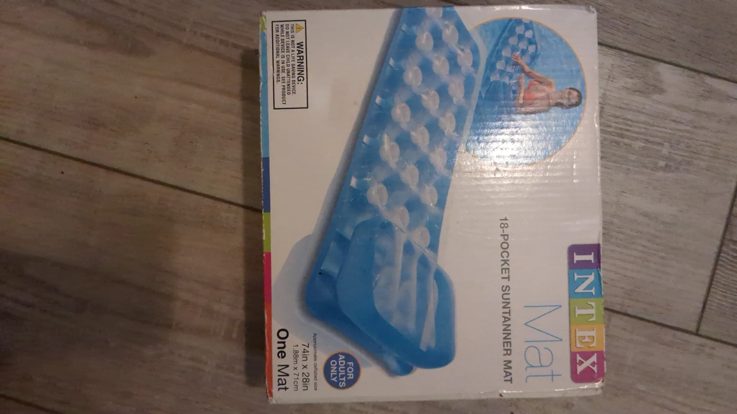 Intex 18-Pocket Suntanner Mat - photo 3
