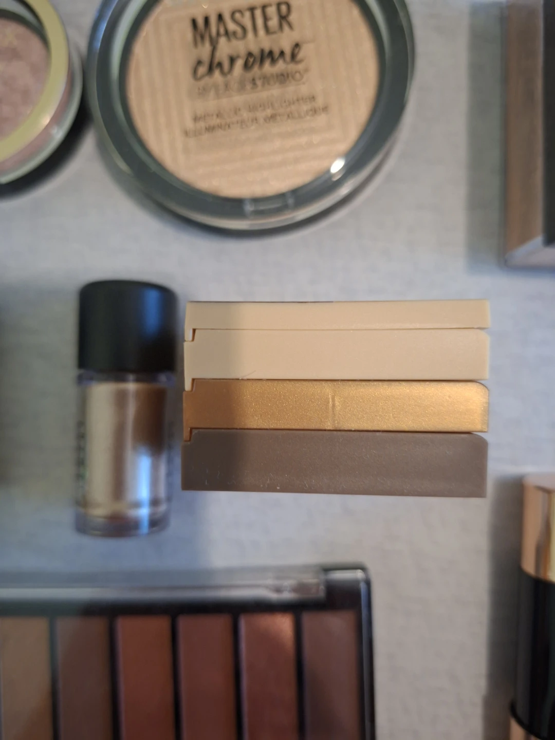 Makeup bundle: eyeshadow, blush, lipstick, contour , highlighter - photo 2