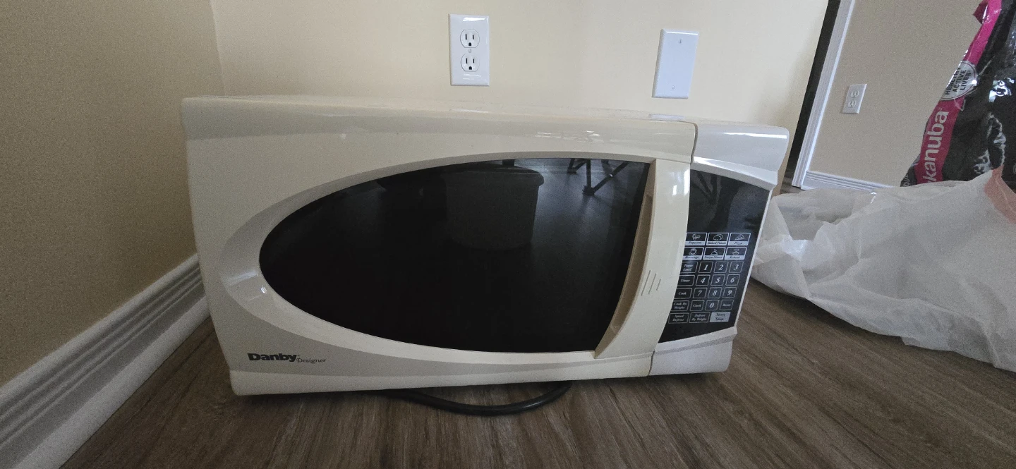 Danby Designer Microwave