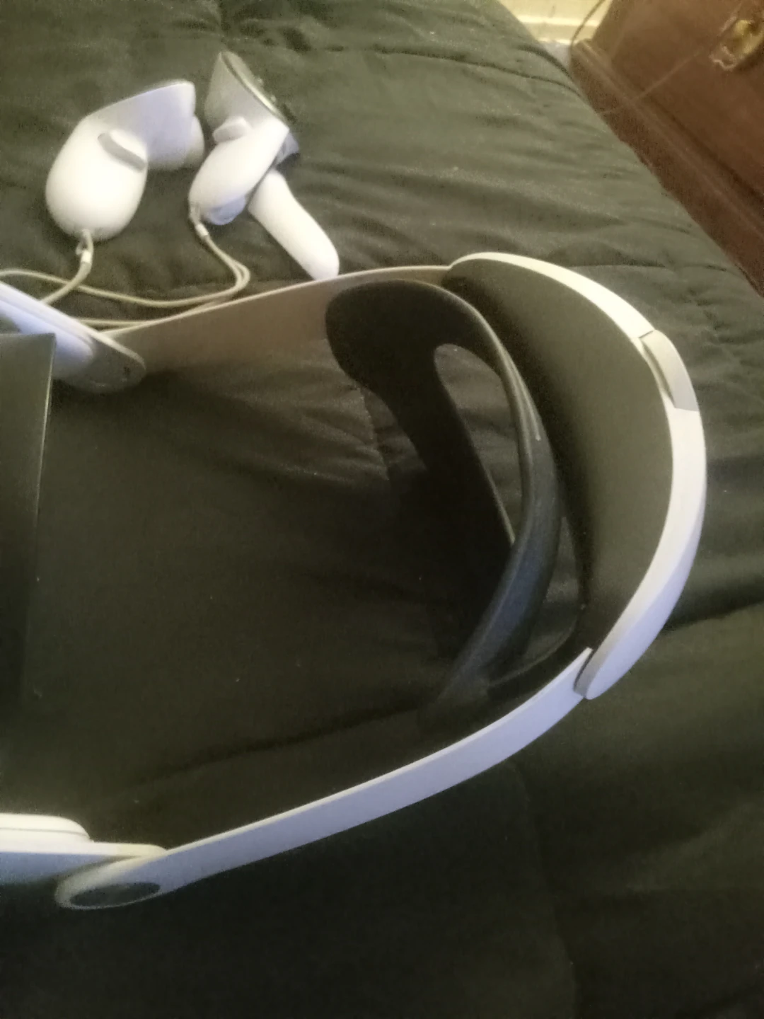 Meta Quest 3s VR Headset with Controllers - photo 4