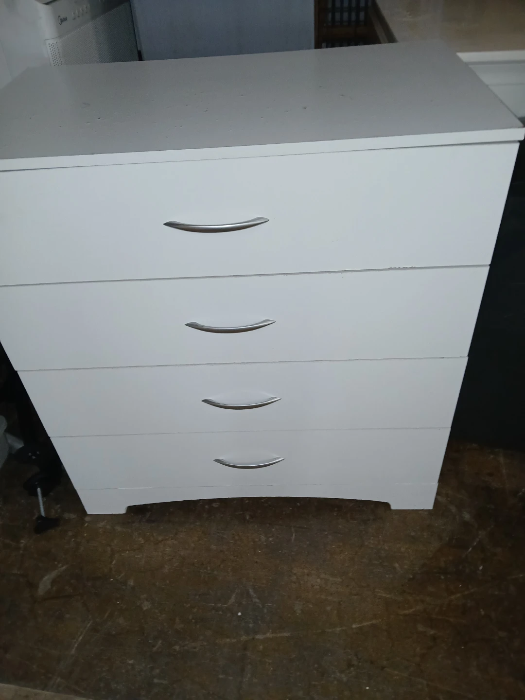 Dresser