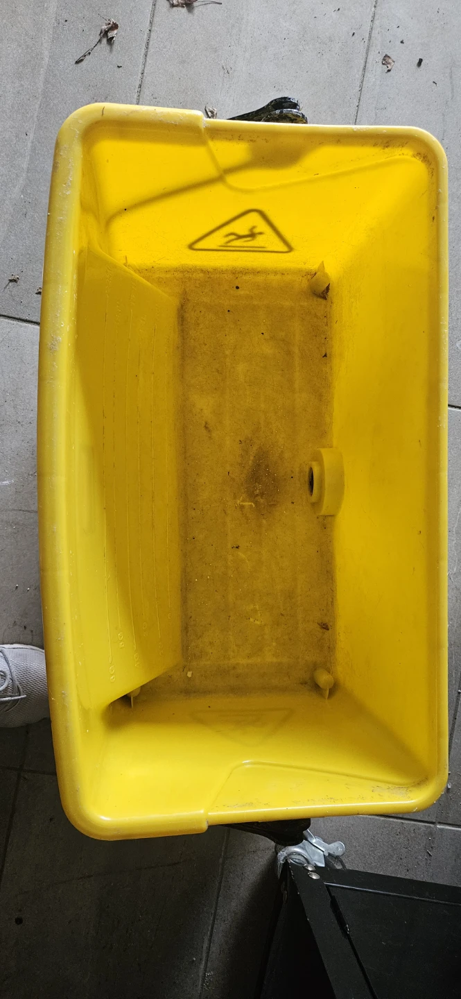 Rubbermaid Yellow Commercial Cleaning Bucket on Wheels - photo 2