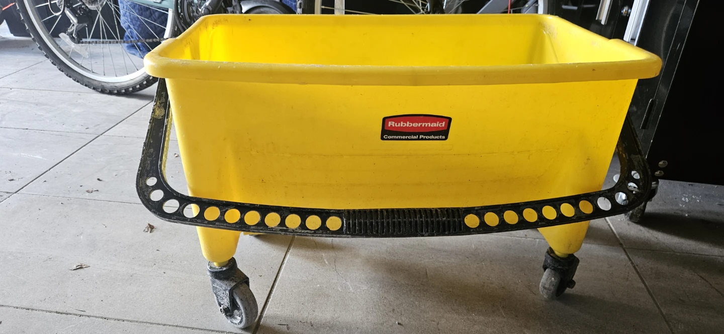 Rubbermaid Yellow Commercial Cleaning Bucket on Wheels - photo 3