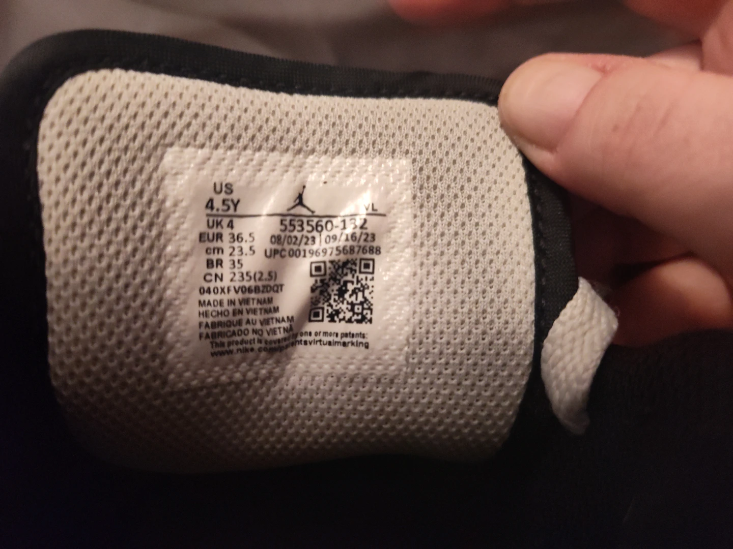 Air Jordan 1 Low Youth Sneakers - photo 2