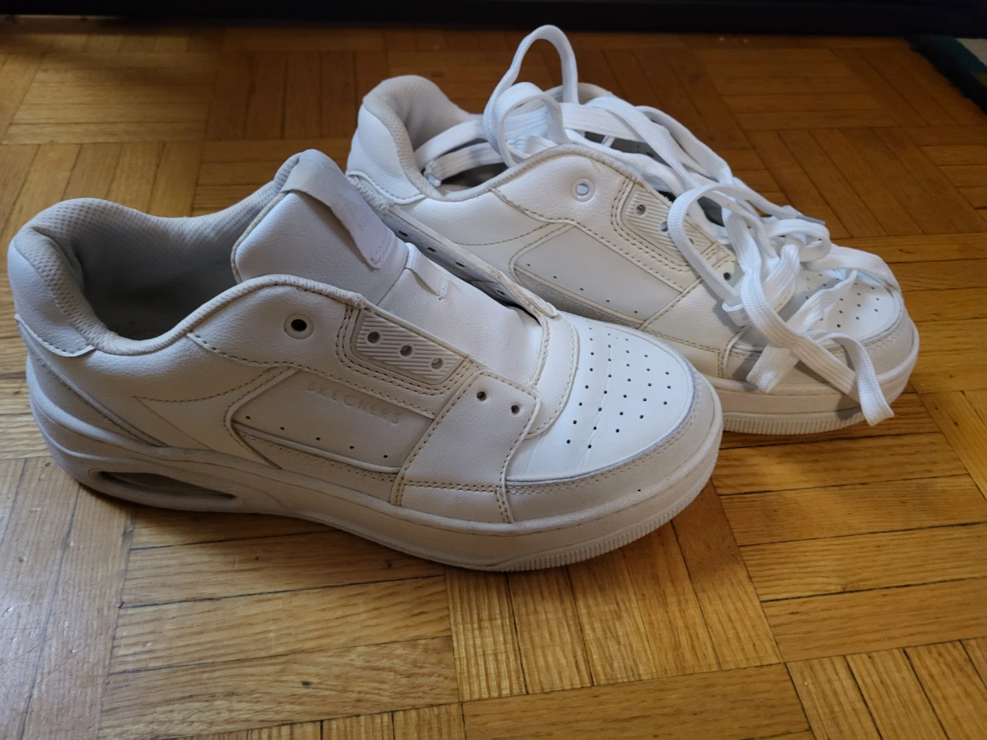 White Skechers Sneakers Size 9 Women's - photo 5