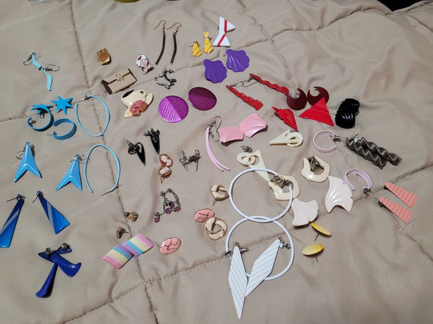 Assorted Women's Earrings