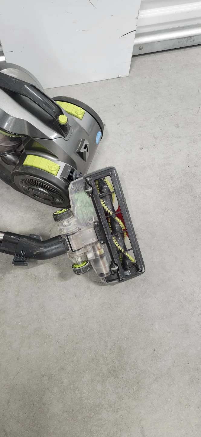 Vacuum - photo 4