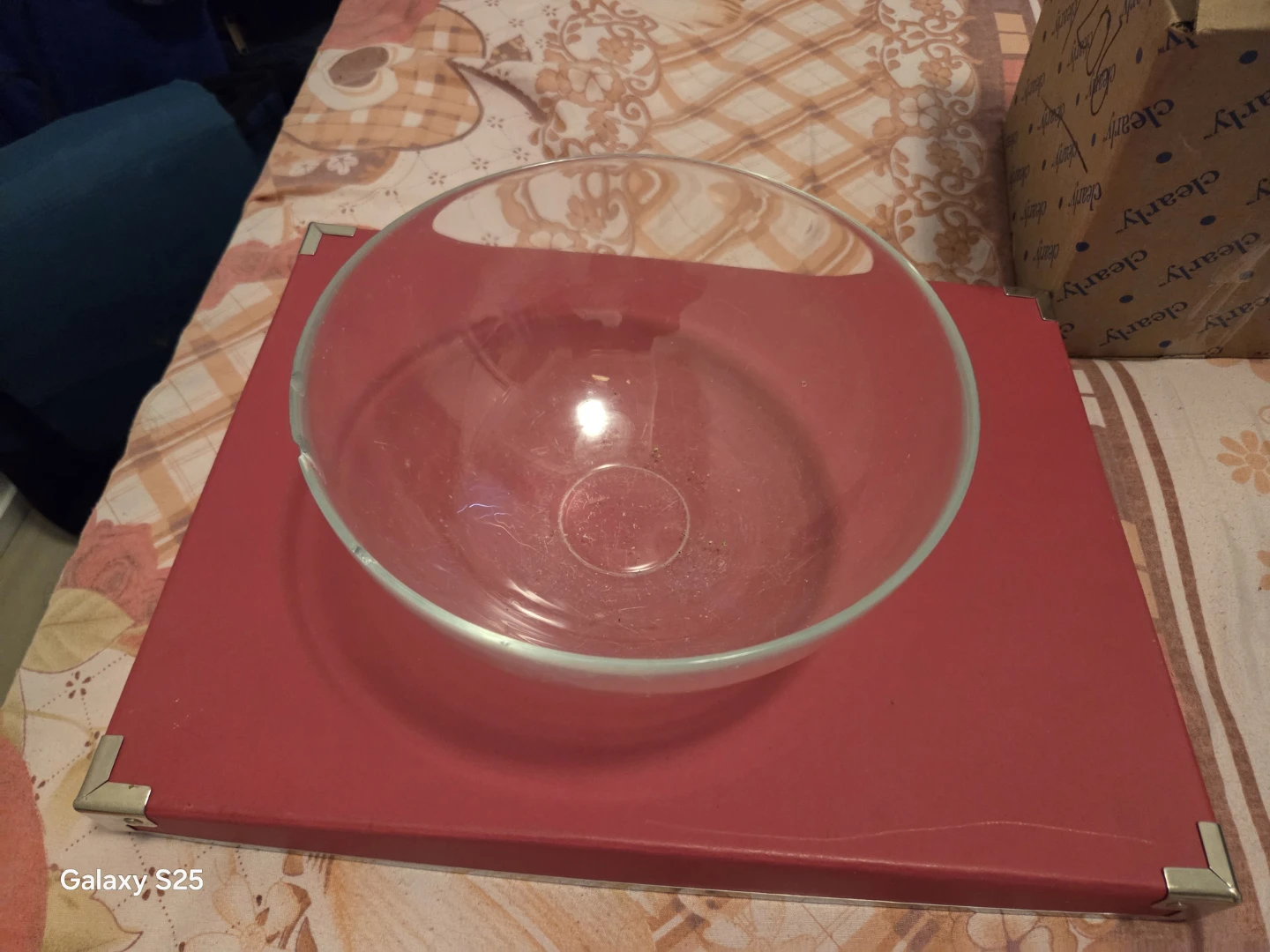 Large Clear Glass Serving Bowl - photo 3
