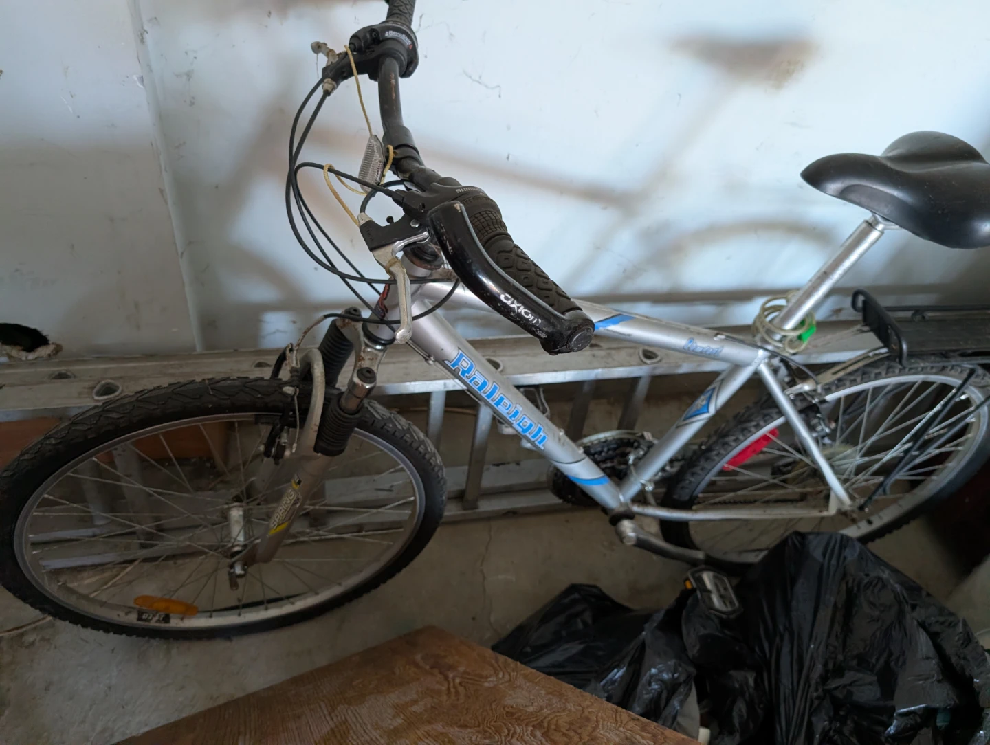 Raleigh Mountain Bike - photo 2