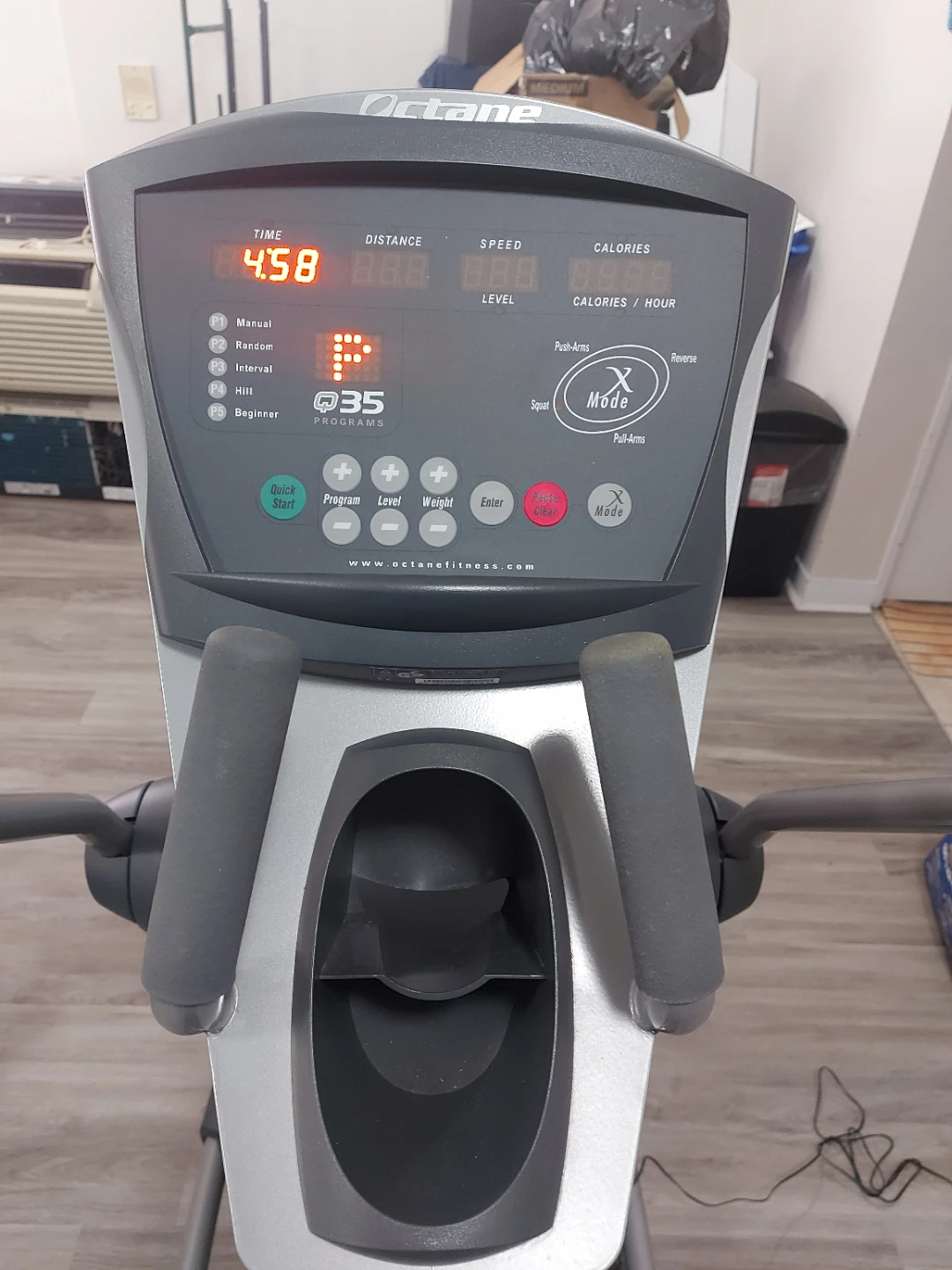 Octane Fitness Elliptical Pro 350 - photo 3