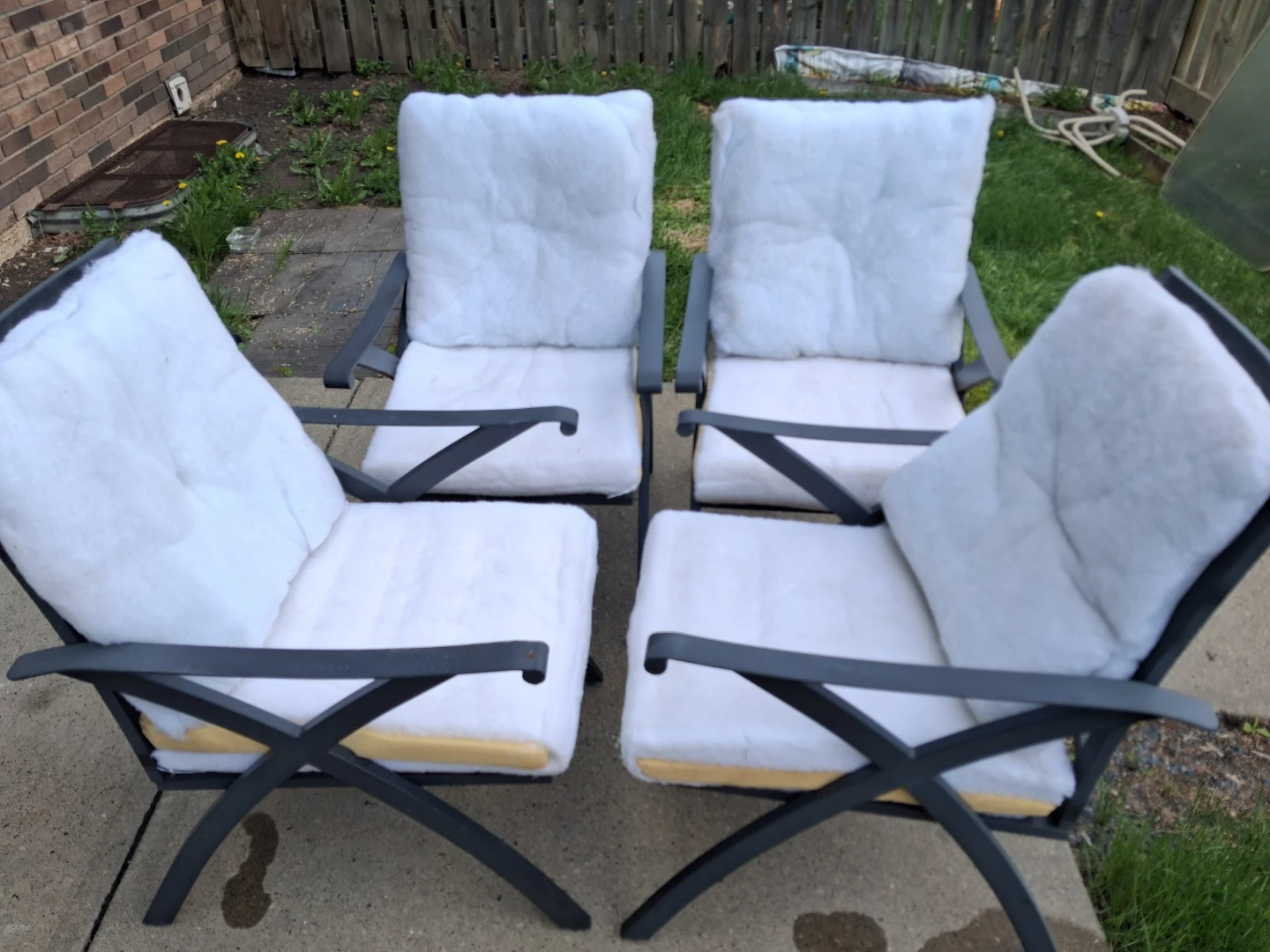 Set of 4  Patio Chairs Seat & Back Cushions. - photo 3