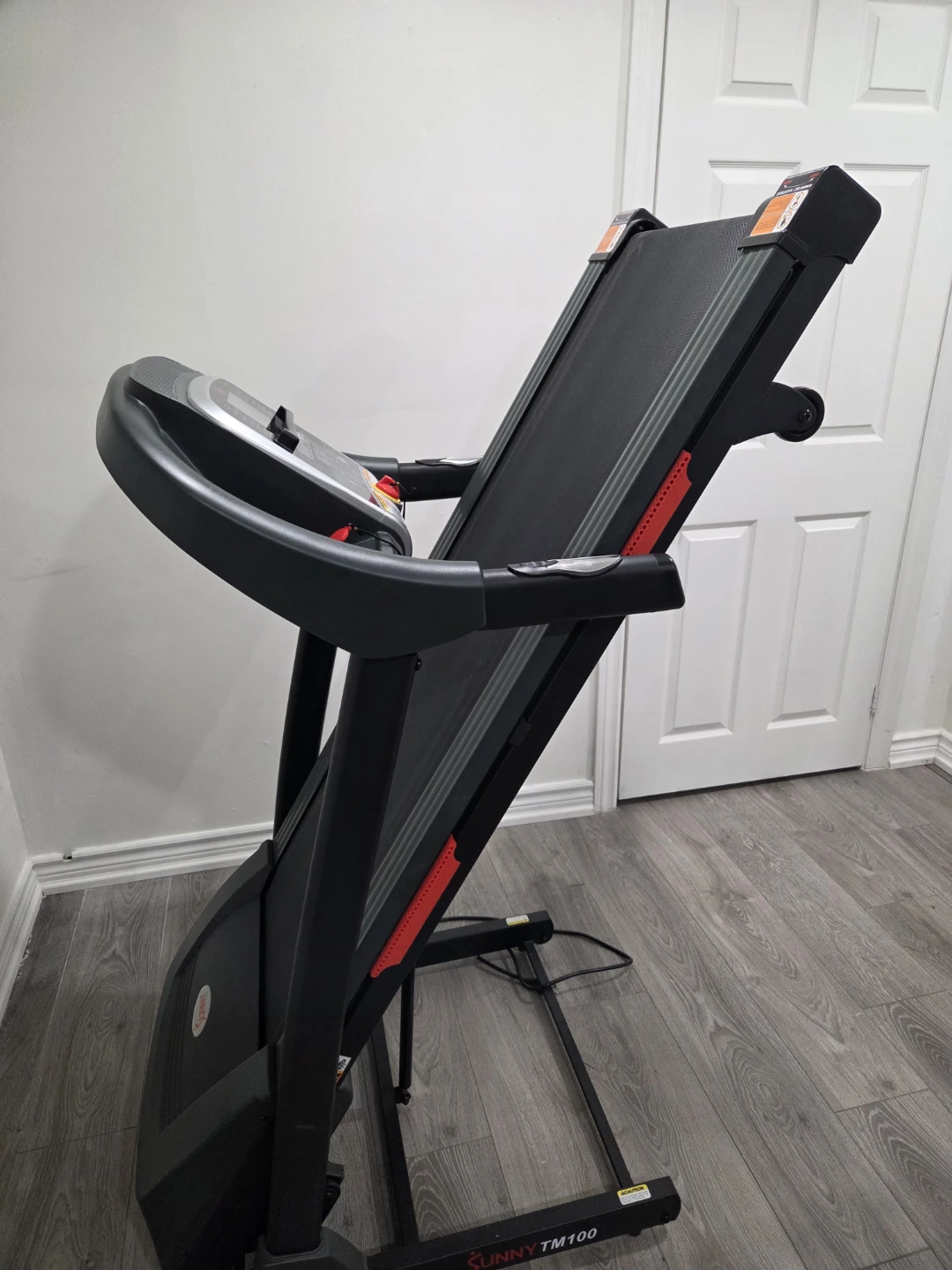 Sunny Health & Fitness Treadmill TM100 - photo 4