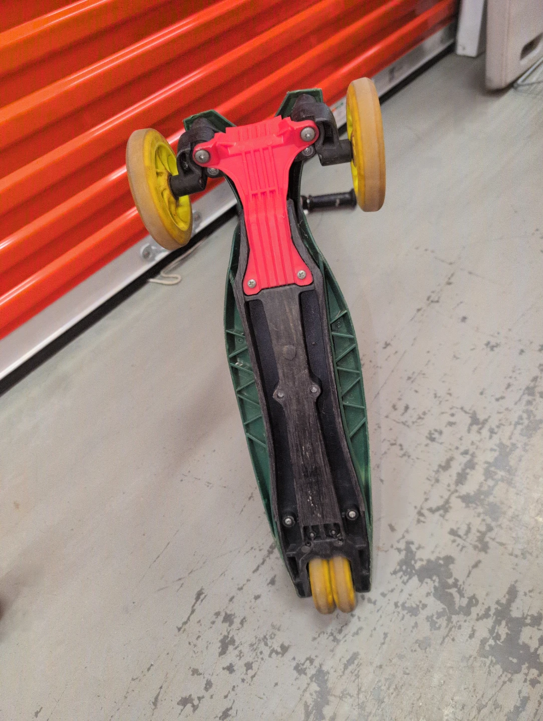 Capix 3-Wheel Scooter - photo 3
