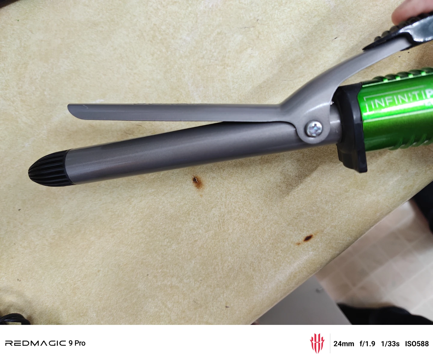 2 Conair Infiniti Pro Curling Iron - photo 2