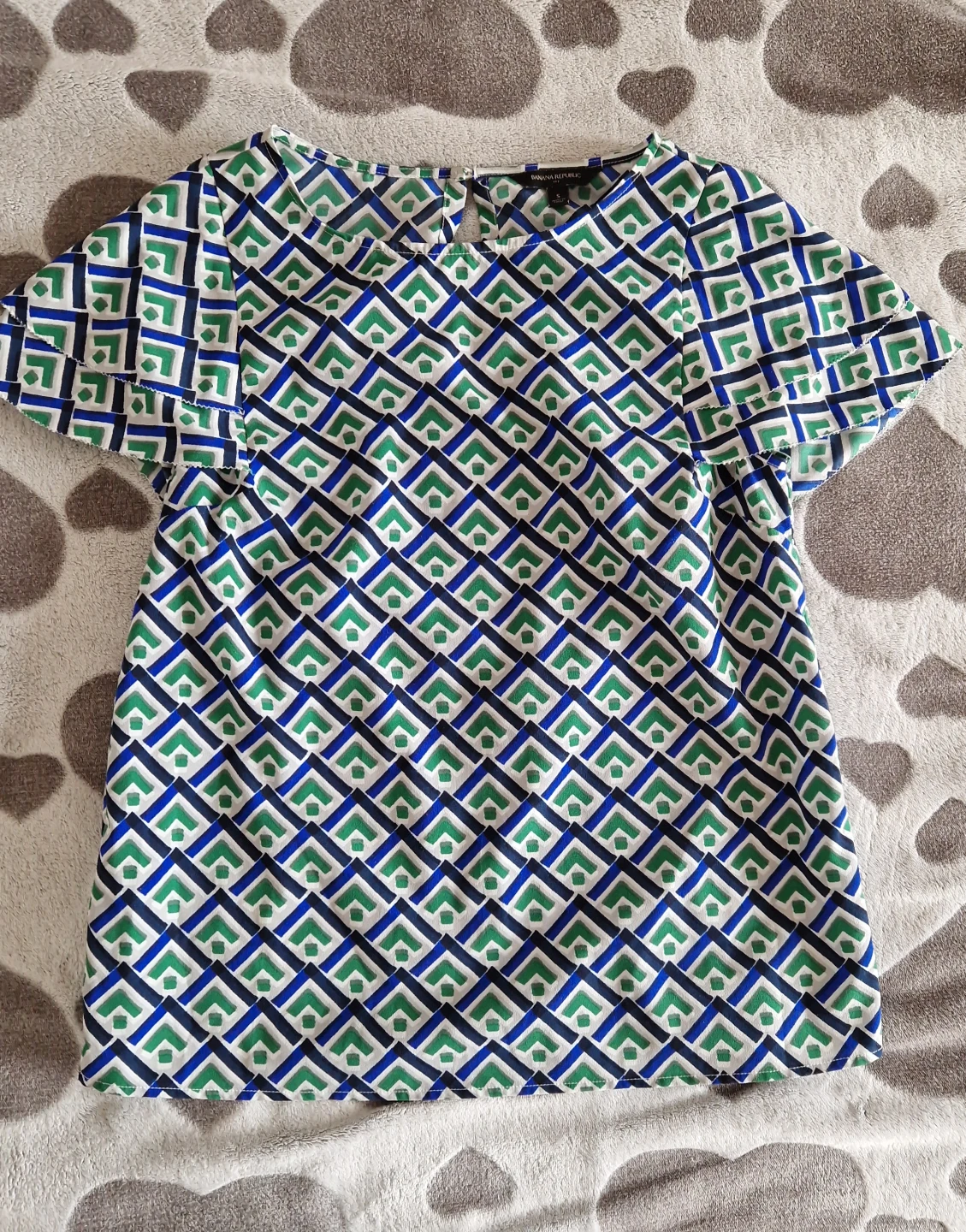 Banana Republic Flutter Sleeve Top