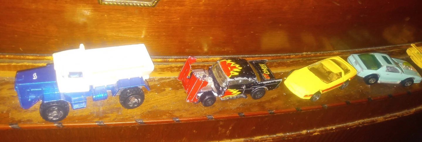 Lot of 7 Vintage rare collectible Die-Cast Toy Cars and Trucks