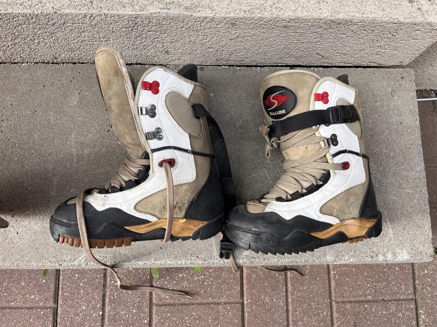 Lamar Snowboard with Boots - photo 2