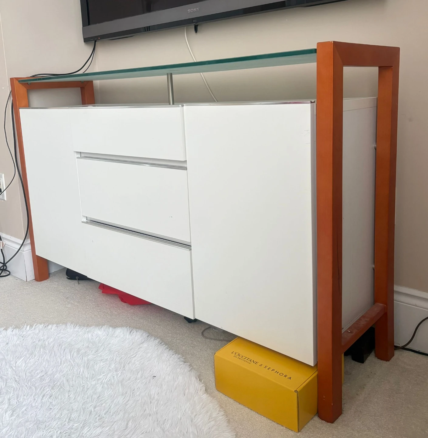 White Sideboard with Glass Top and Wooden Frame - photo 3