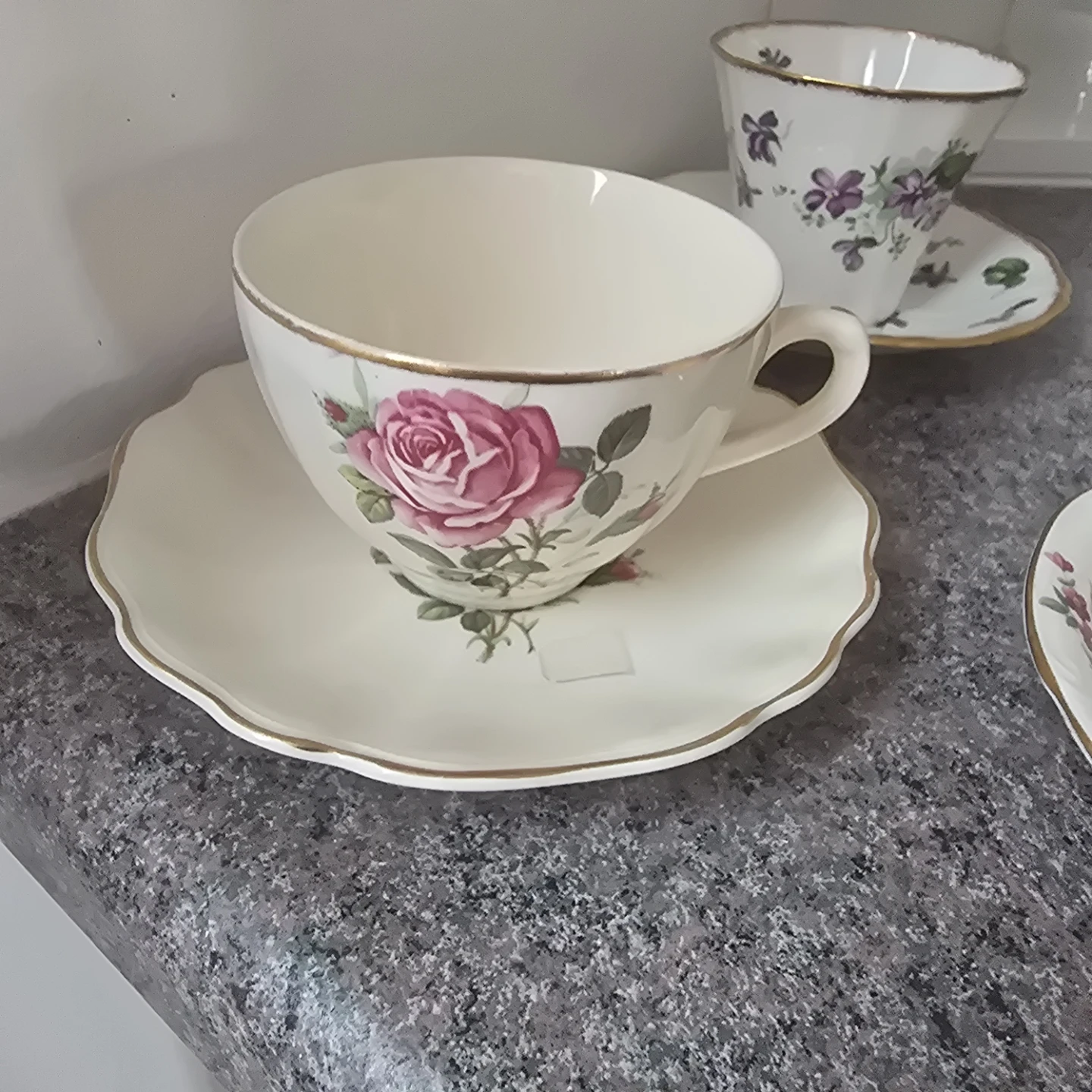 Floral Teacups and Saucers Set - photo 4