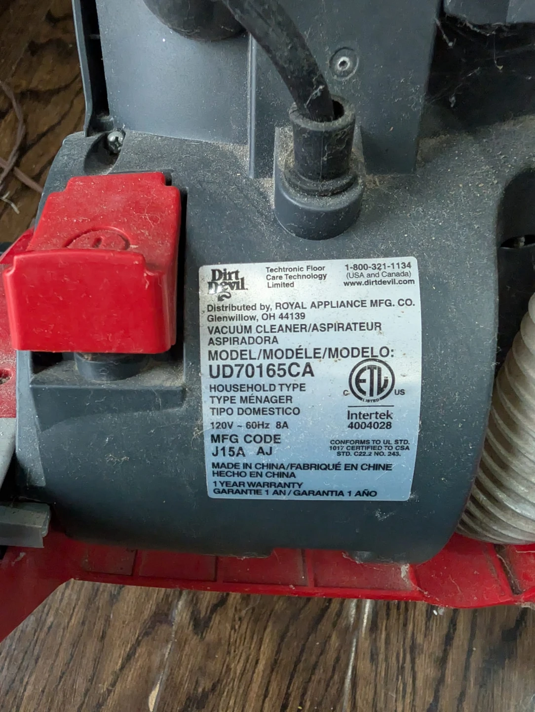 Dirt Devil Featherlite UD70165CA Vacuum Cleaner - photo 3