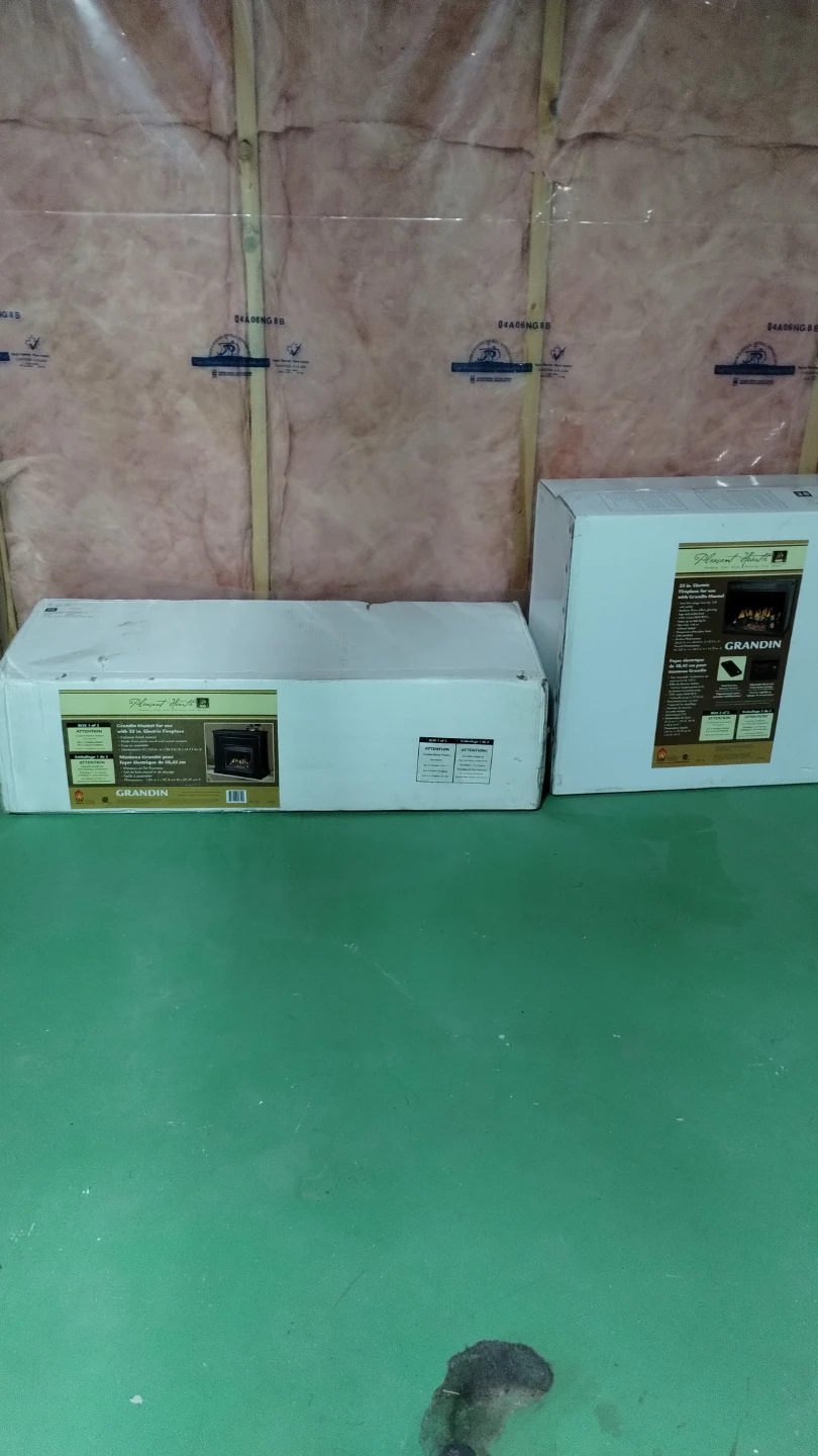 Pleasant Hearth Grandin Electric Fireplace with Mantel - photo 4