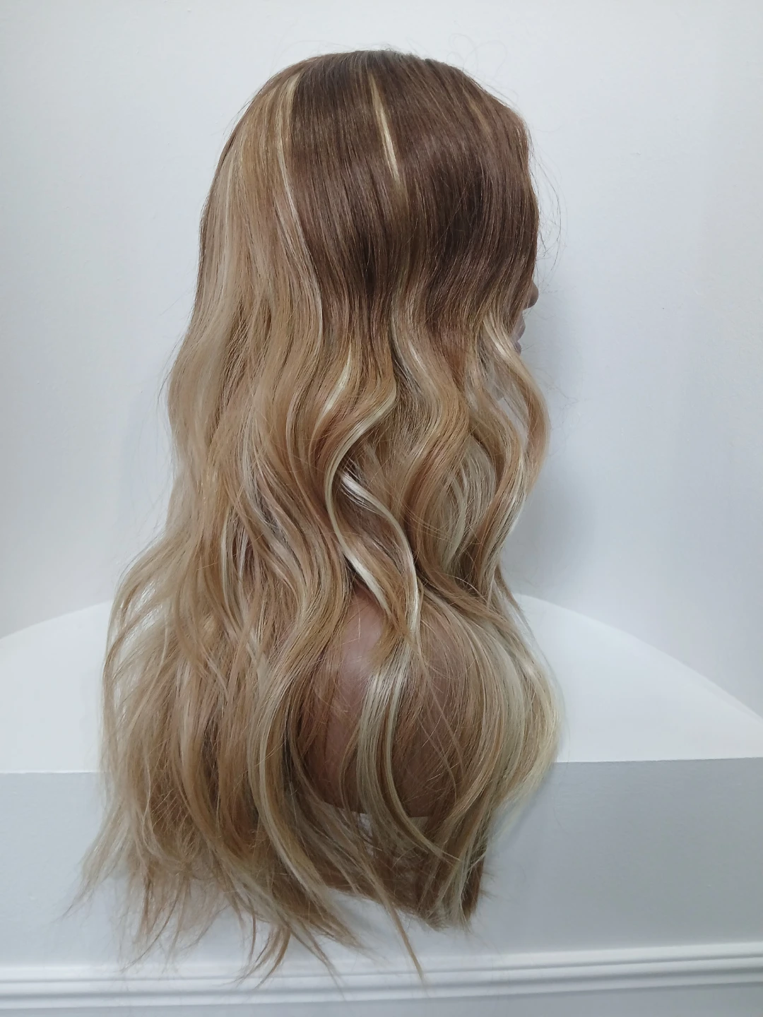 Wavy Ombre Blonde Wig - photo 2
