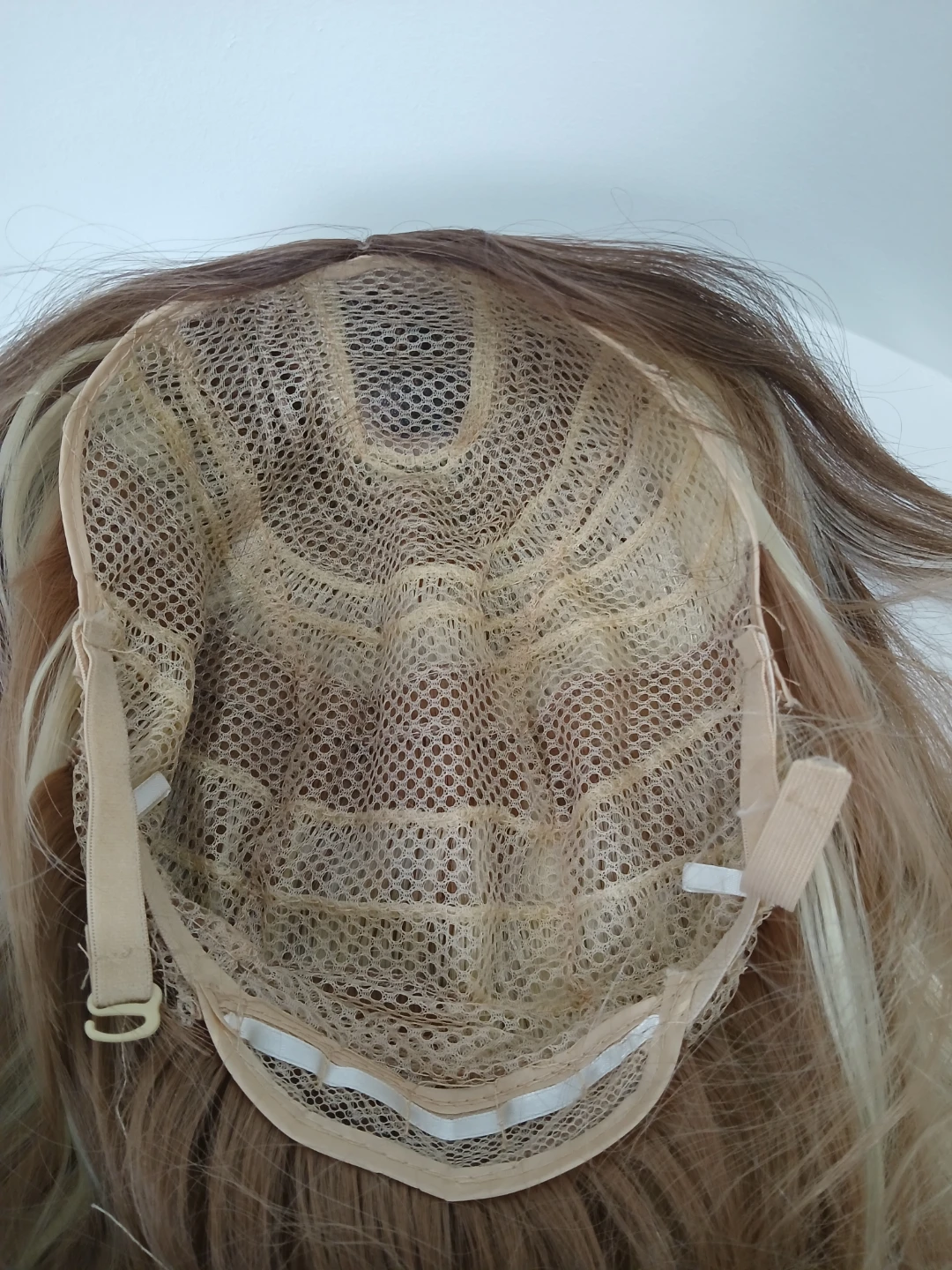 Wavy Ombre Blonde Wig - photo 4