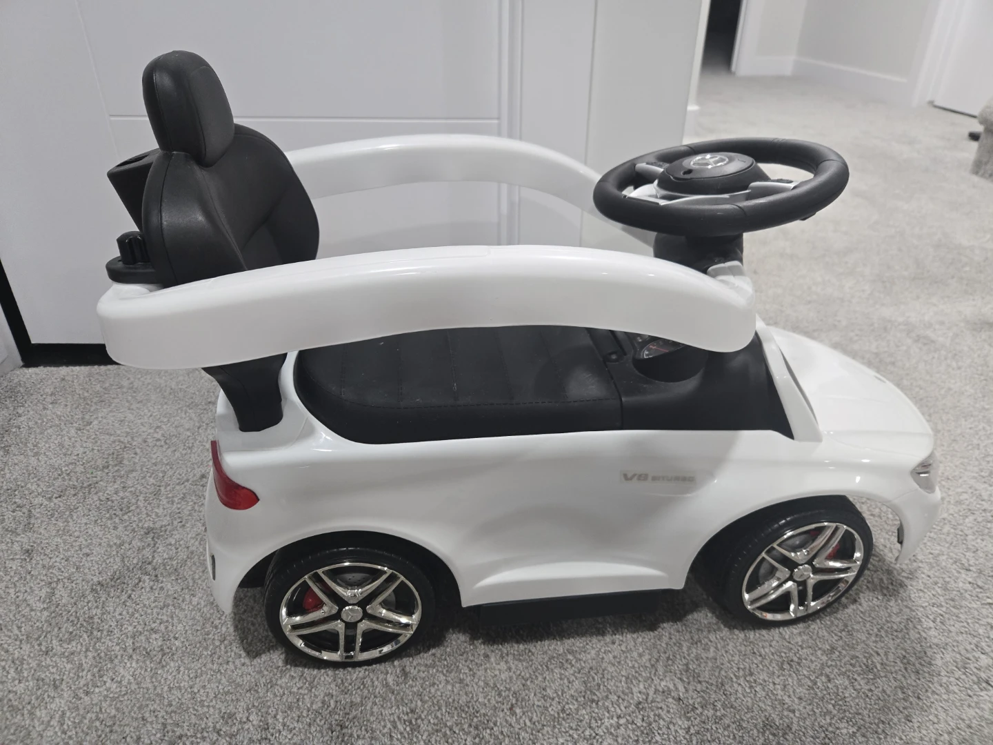 Kids Ride-On Mercedes-Benz AMG Push Car Toy White - photo 3
