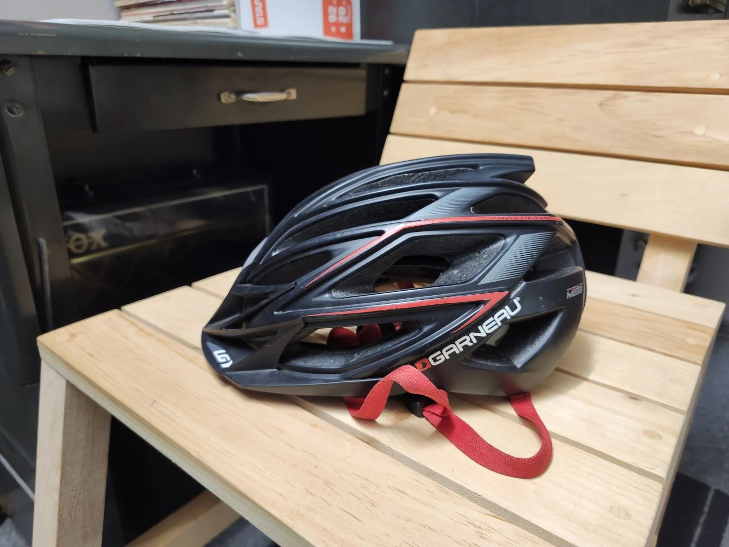 Garneau Black Cycling Helmet - photo 3