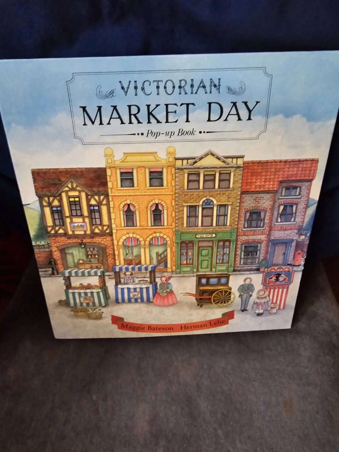 Victorian Market Day Pop-Up Book
