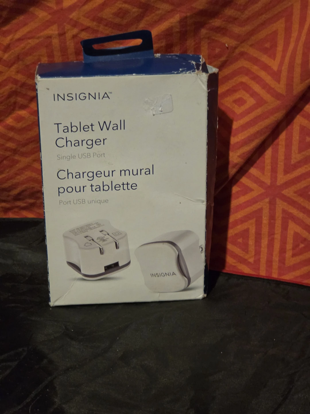 Insignia Tablet Wall Charger - Single USB Port - photo 2