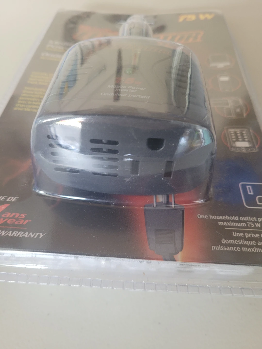 Motomaster Eliminator Mobile Power Inverter 75W - photo 2