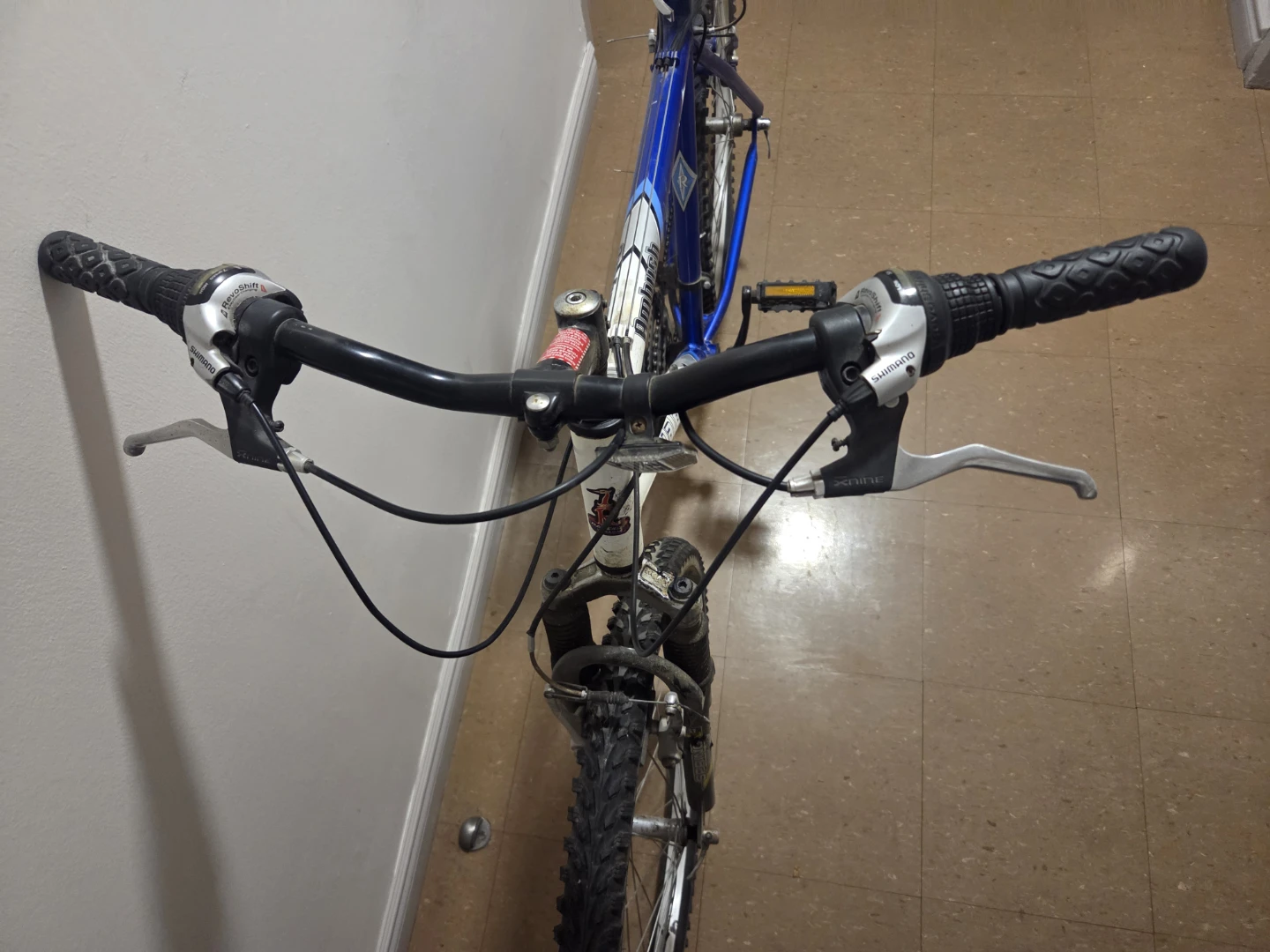 Raleigh Ambush Mountain Bike - photo 2