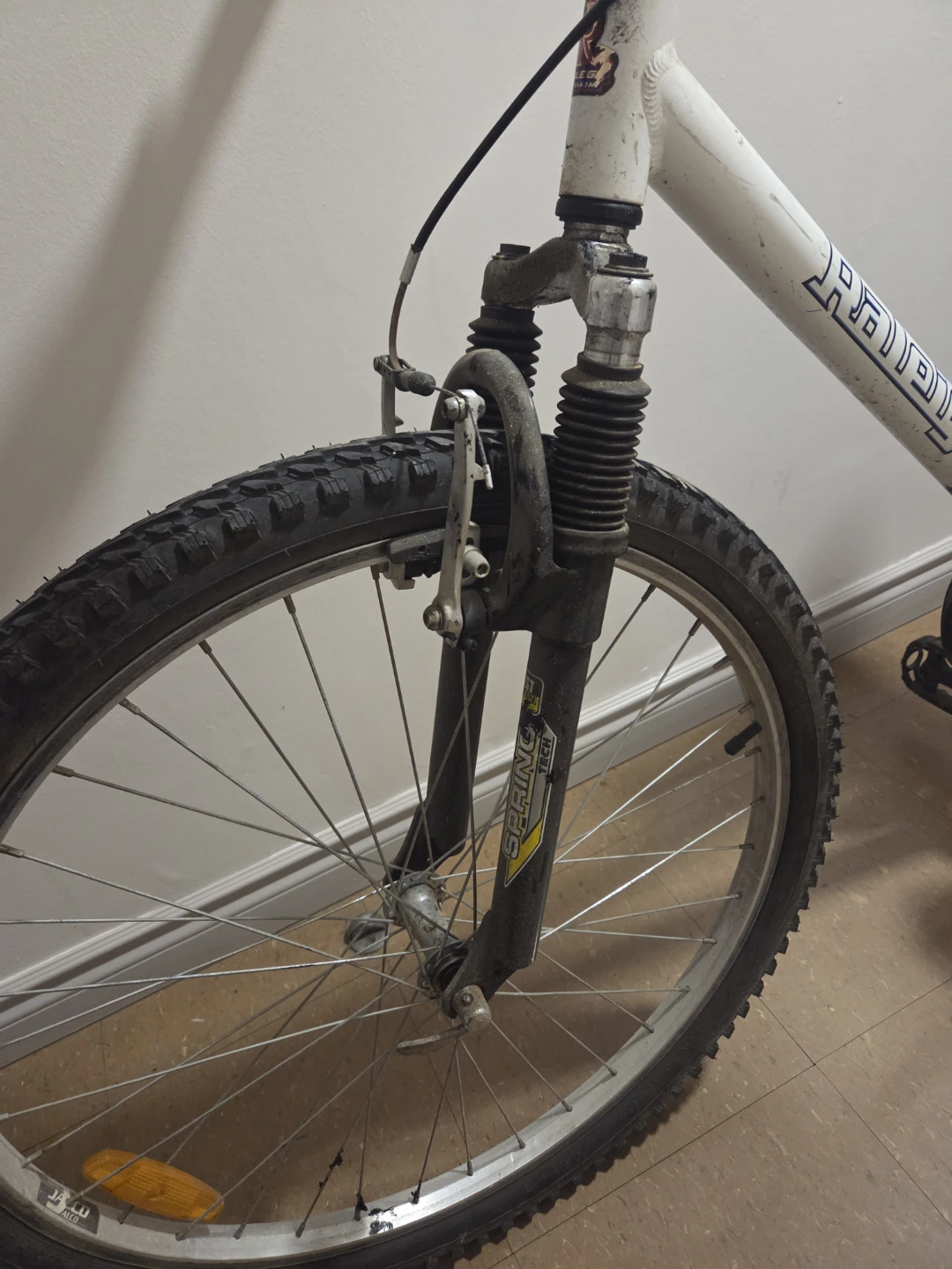 Raleigh Ambush Mountain Bike - photo 3