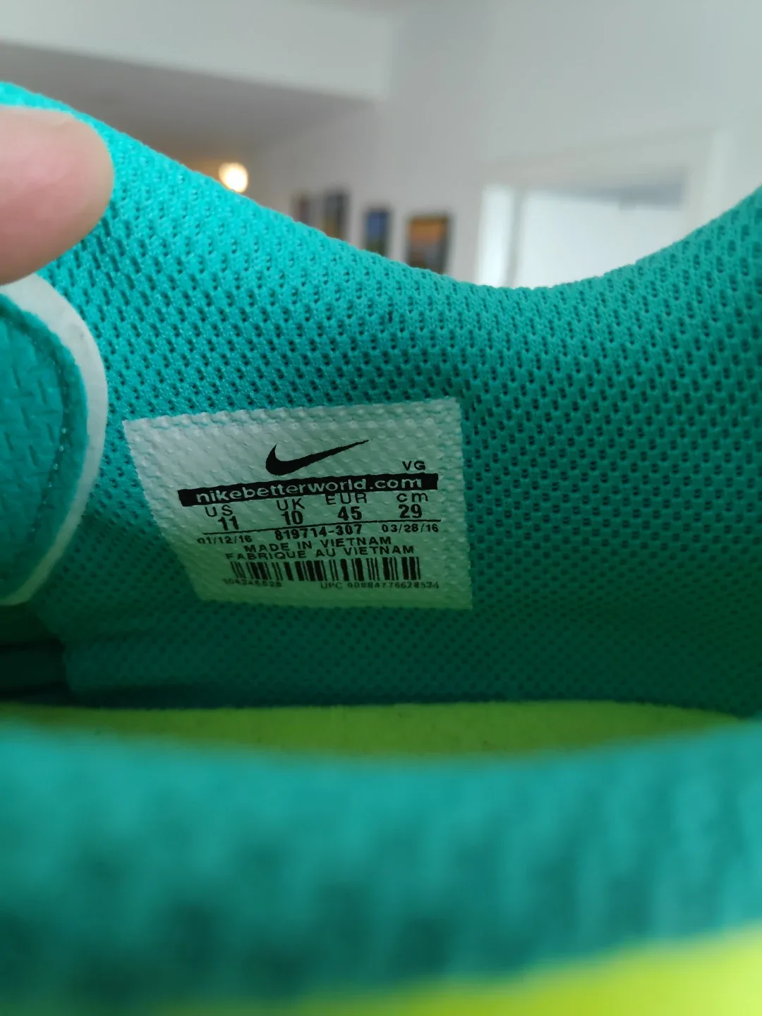 Nike Tiempo Soccer Cleats - Jade Volt Color - US Size 11 - photo 3