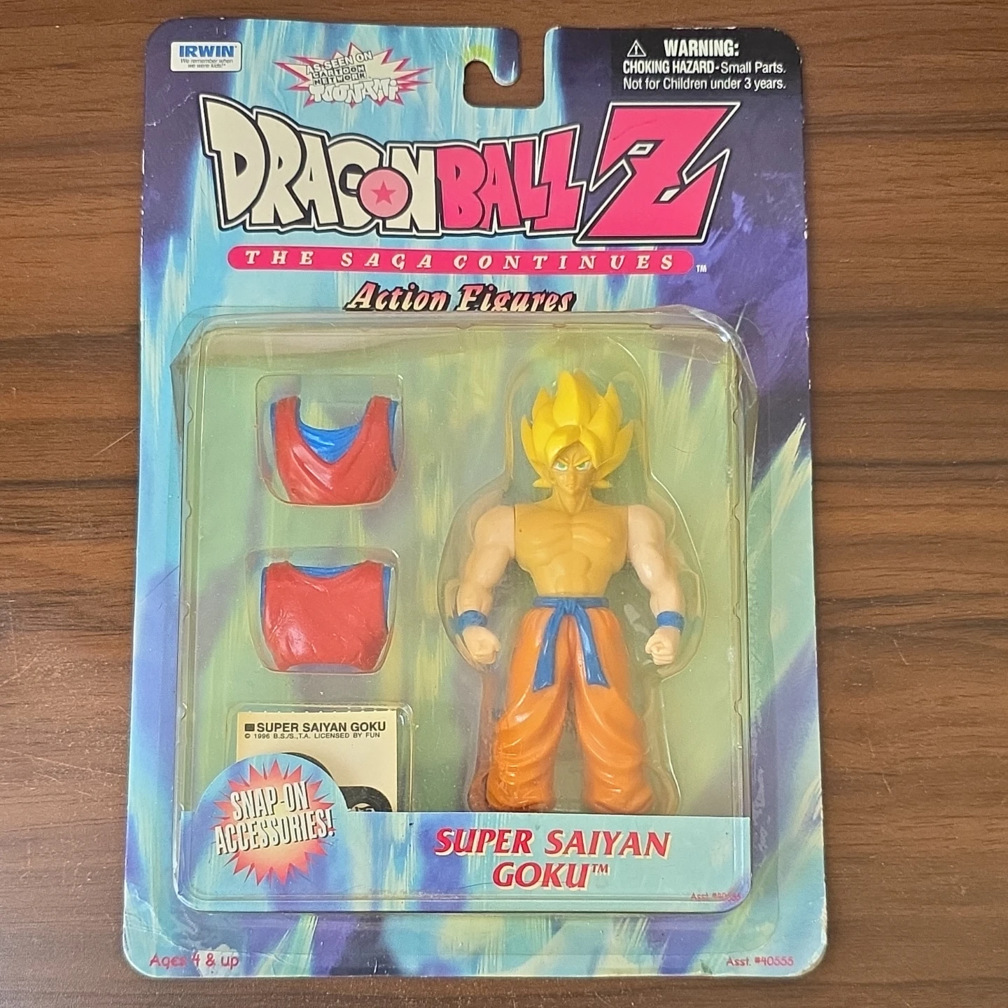 Dragon Ball Z The Saga Continues Super Saiyan Goku Action Figure
