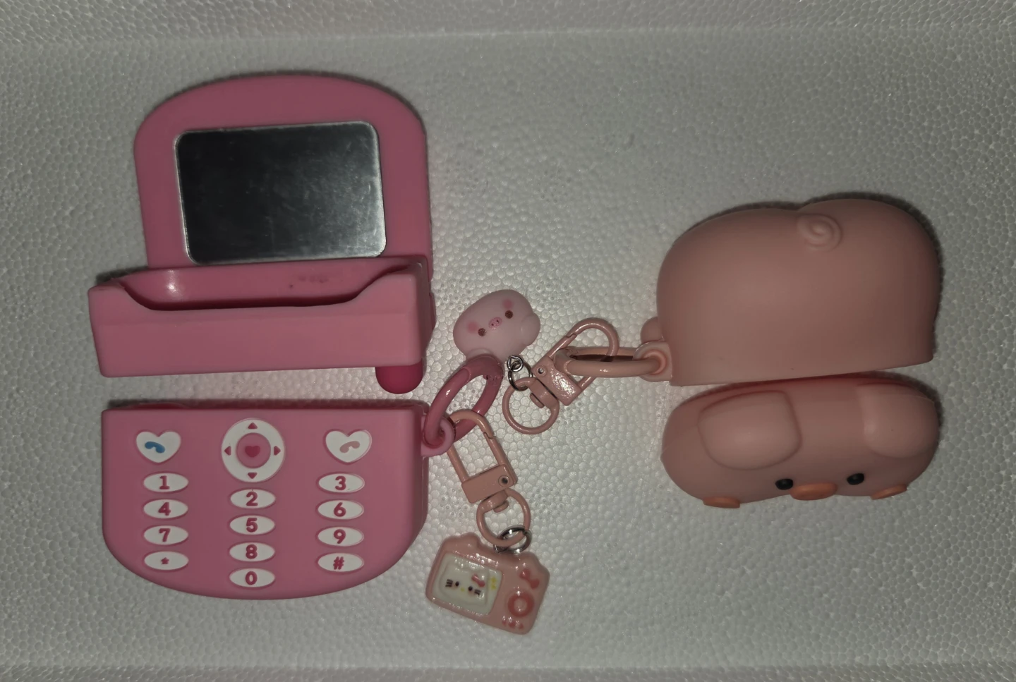 Hello Kitty Pink Phone & Pig AirPods Case Set - photo 2