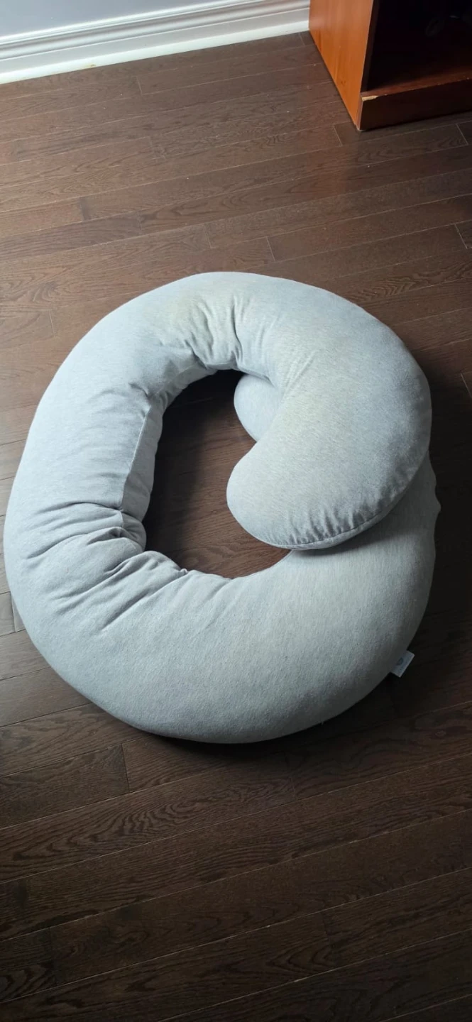Light Grey C-Shaped Maternity Pillow - photo 4