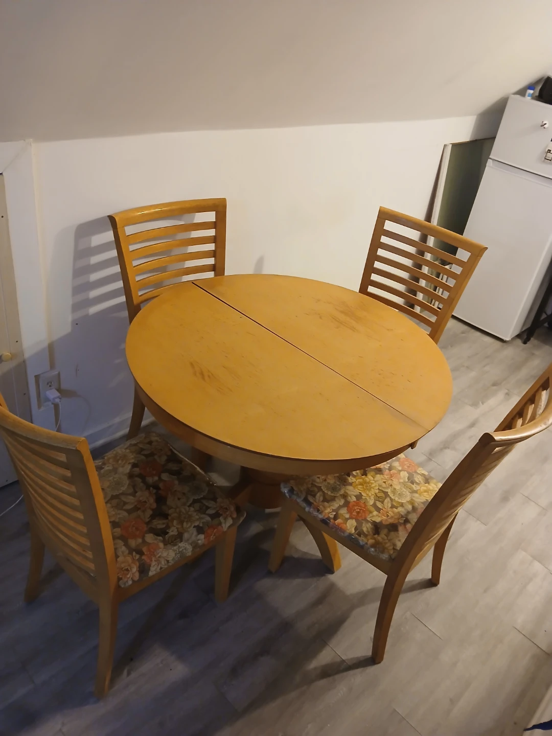 Wooden Dining Table with 4 Chairs