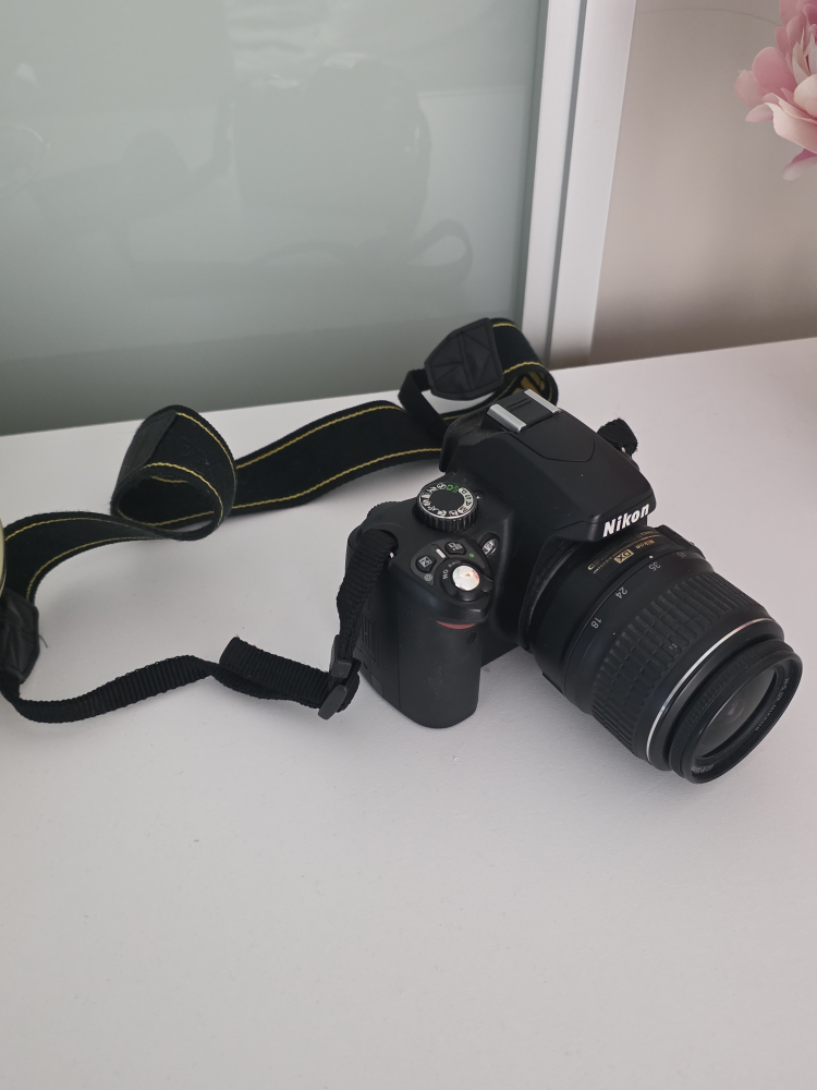 Nikon D60 Digital Camera with Nikkor 18-55mm Lens - photo 4