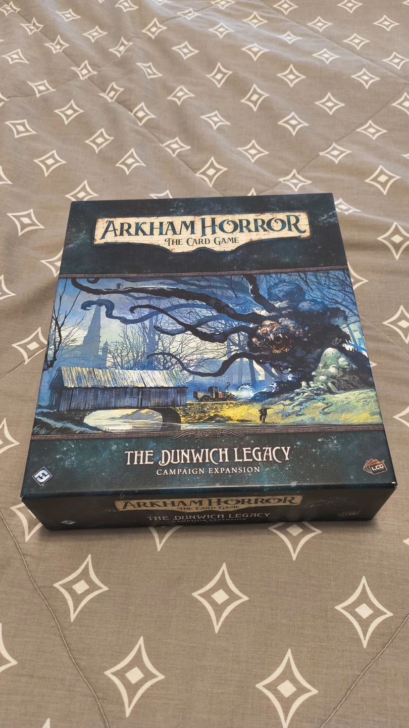 Arkham Horror: The Card Game + Expansions - photo 2