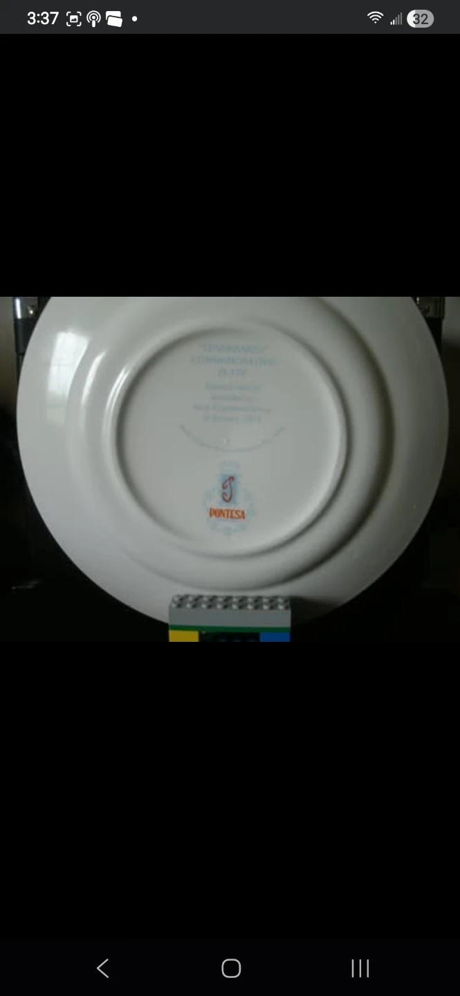 Vintage 1974 Special Edition Avon "Tenderness"  Plate - photo 2