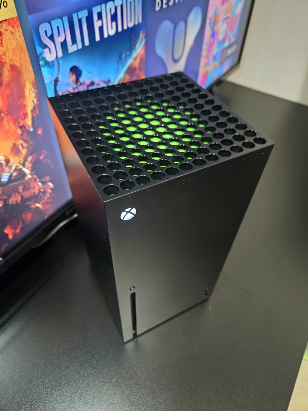 XBOX SERIES X 1TB + ELITE CONTROLLER + MONSTER HUNTER WILDS - photo 2