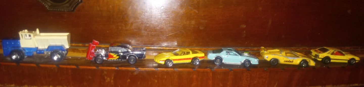 Lot of 7 Vintage rare collectible Die-Cast Toy Cars and Trucks - photo 2