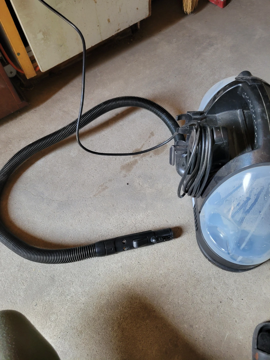 Bissell Auto Care ProHeat Carpet Cleaner - photo 3